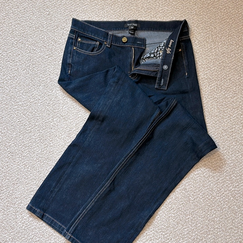 White House Black Market women’s jeans